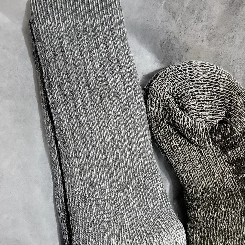 Nwt Wool 2 Pair Fun Toes Kids Merino Socks Cushioned Skiing Hiking Winter Snow
